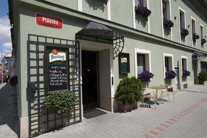 Hotel Penzion a Restaurace Stará Roudná Plzeň Esterno foto